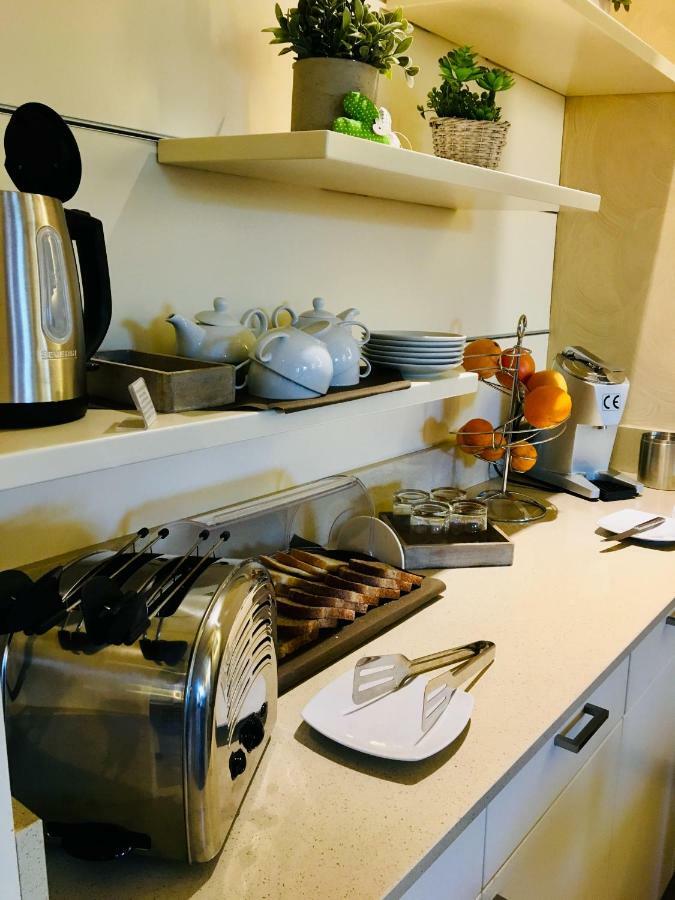 Albergo Leon Bianco Gonars Bagian luar foto
